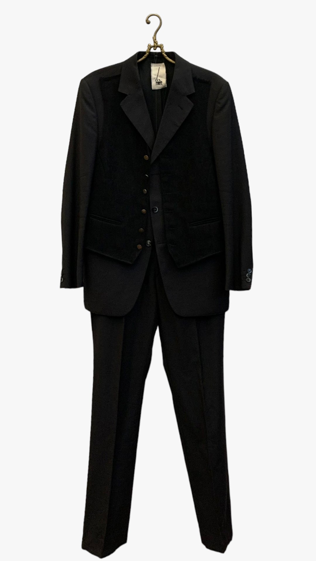 #0040 - LAYERED SUIT