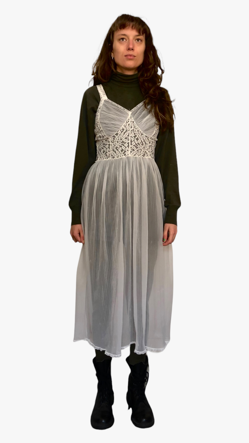 #003 - underoverdress